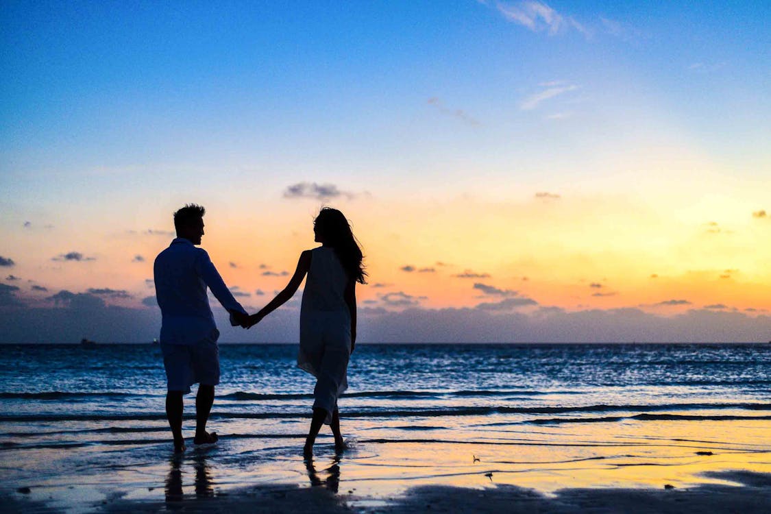 Wedding Playlist Theo Từng Khung Giờ: Hướng Dẫn Cho Cặp Đôi
